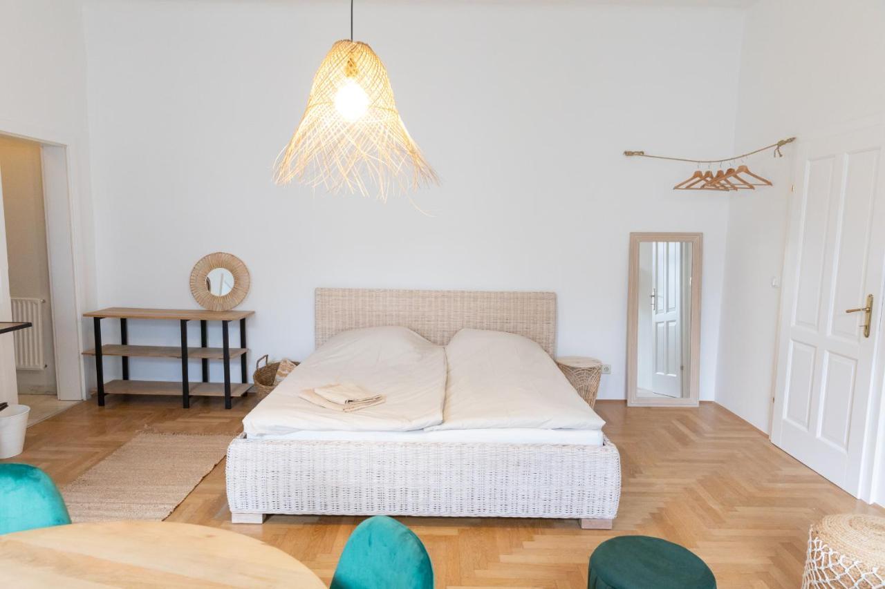 Design Apartments Near Mariahilferstrasse فيينا المظهر الخارجي الصورة