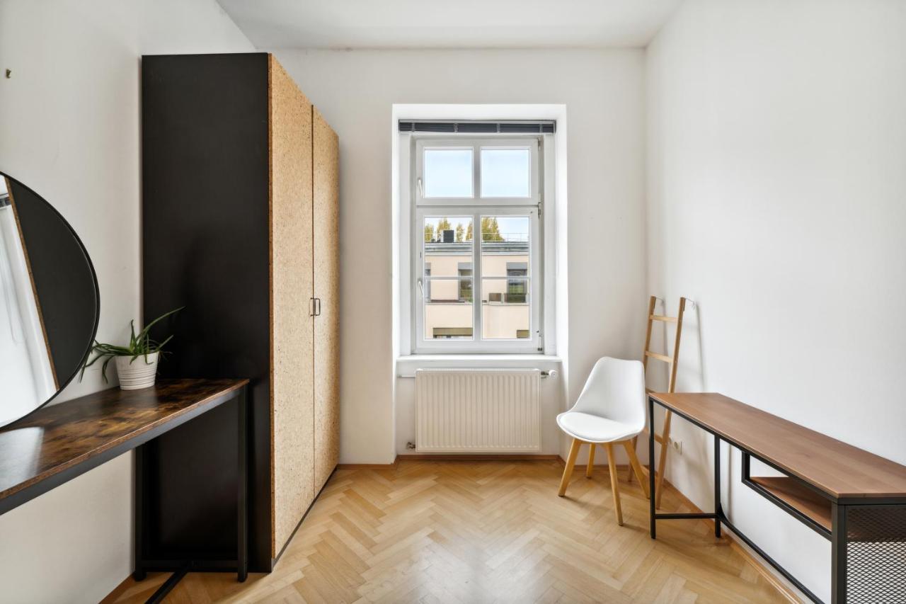 Design Apartments Near Mariahilferstrasse فيينا المظهر الخارجي الصورة